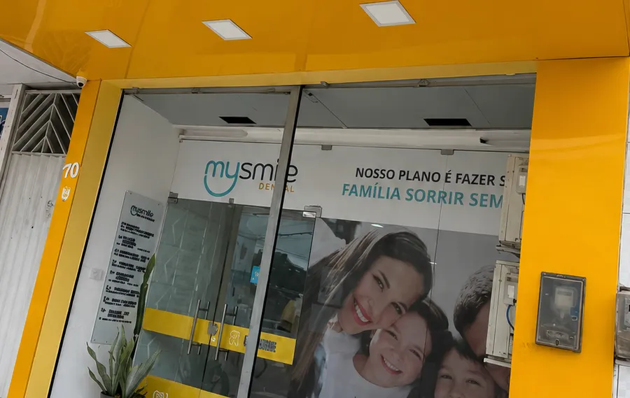 Entrada da MySmile Dental, clínica odontológica no centro de União dos Palmares, AL